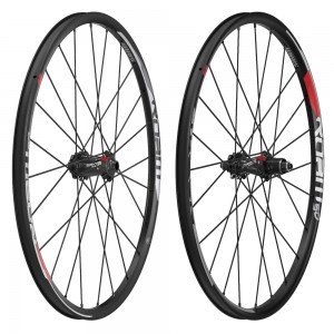 sram_mtb_roam50_frontrear_dynamic_web